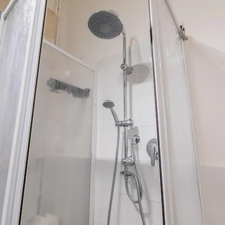 Gar By Wonderful Italy *